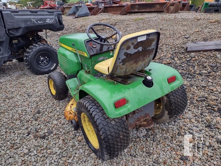 john-deere-210-image-3
