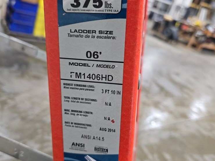 #9751-•-louisville-6'-double-sided-step-ladder-image-7