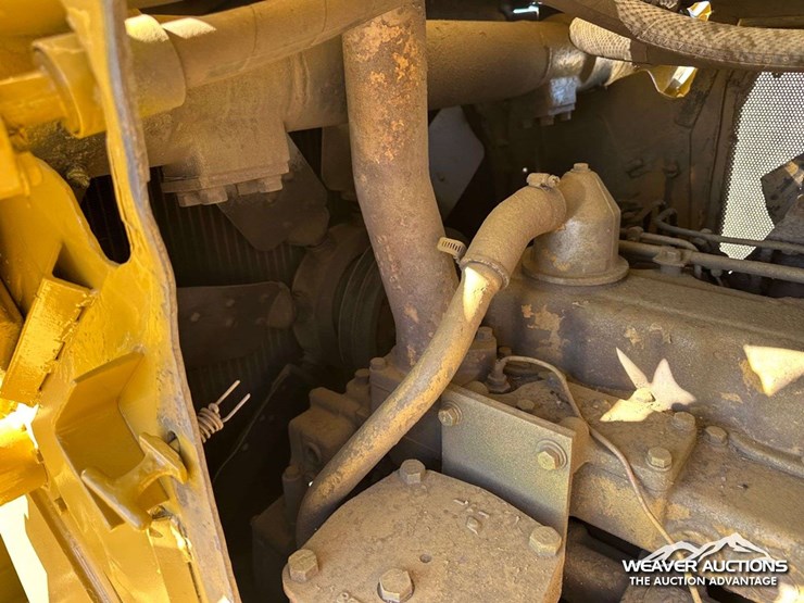 caterpillar-d6d-image-58