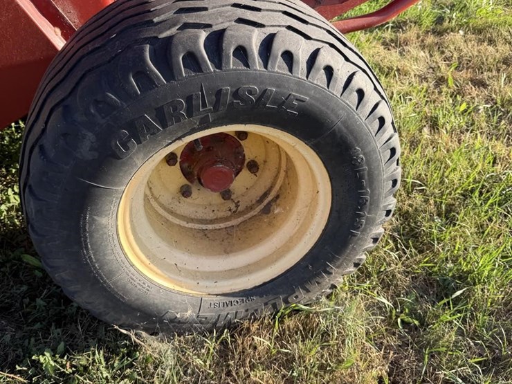 new-holland-br7090-image-20