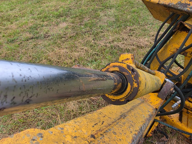#25268-•-international-3082-series-a-back-hoe-attachment-image-20