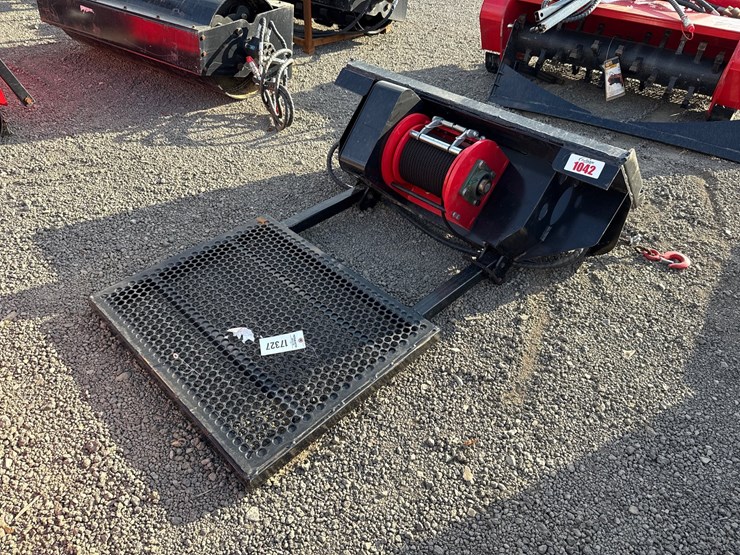 #1042-•-skid-steer-winch-image-1