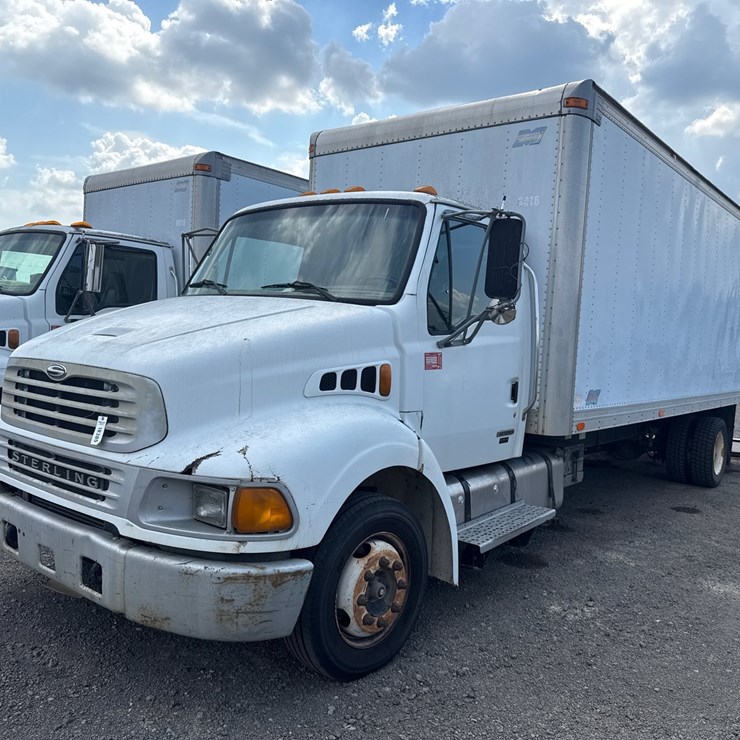 2002 STERLING ACTERRA