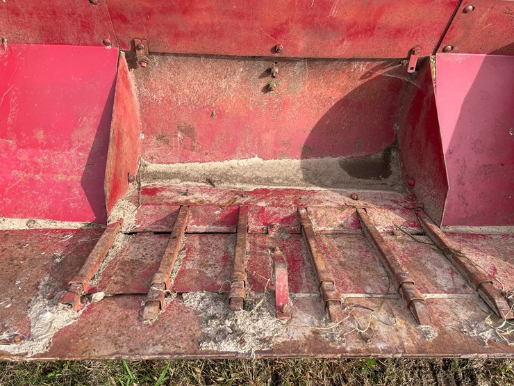 #1341-•-loader-and-bucket-image-6