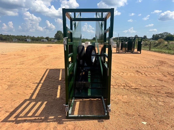 #7266-•-arrowquip-load-out-chute-image-5