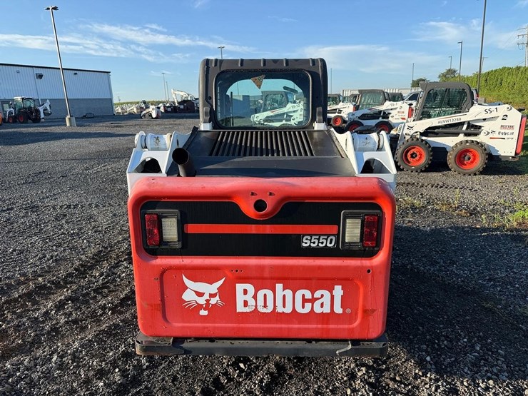 2017-bobcat-s550-image-4