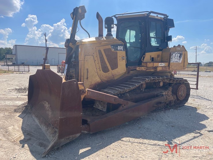 2010-cat-d7e-crawler-dozer-image-6