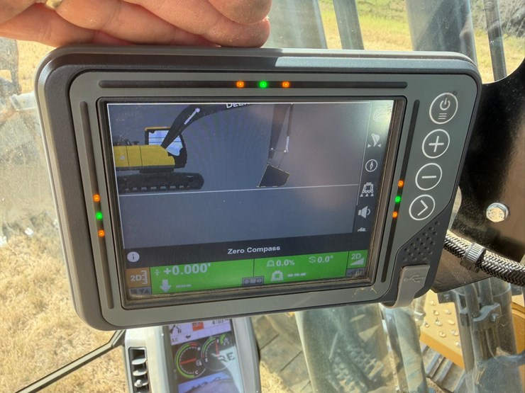 2024-deere-210g-lc-image-76