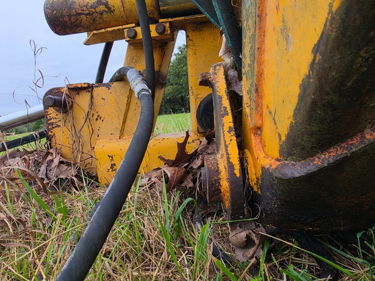 #25268-•-international-3082-series-a-back-hoe-attachment-image-23