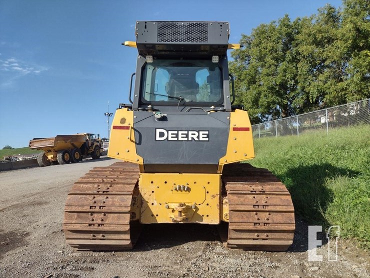 2021-deere-750l-lgp-image-4