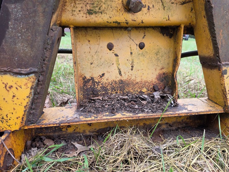 #25268-•-international-3082-series-a-back-hoe-attachment-image-51