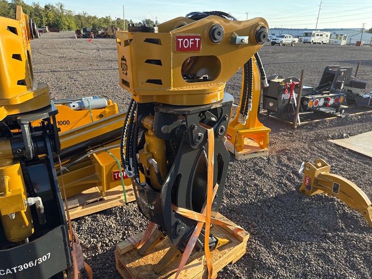 caterpillar-306-image-2