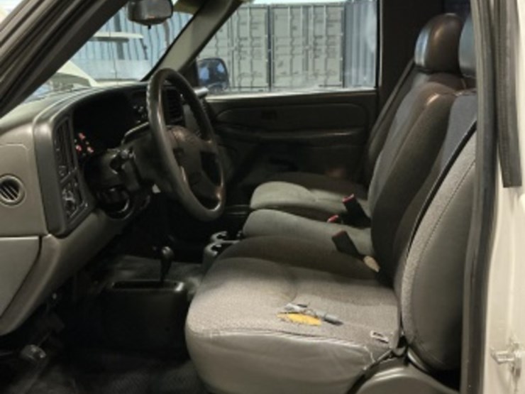2007-chevrolet-silverado-1500-image-22