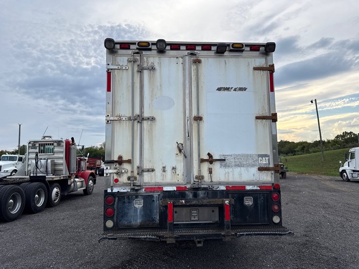 2007-peterbilt-340-image-8