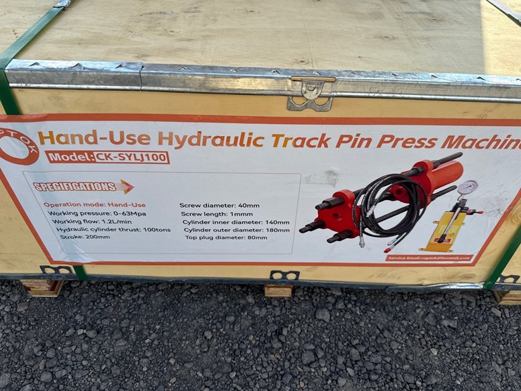 #1046-•-captock-hyd-track-pin-press-image-4