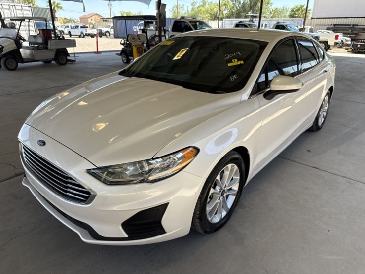 2019-ford-fusion-sdn-image-4