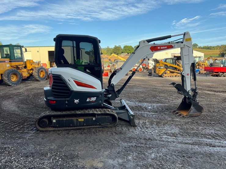 2024-bobcat-e38-image-7