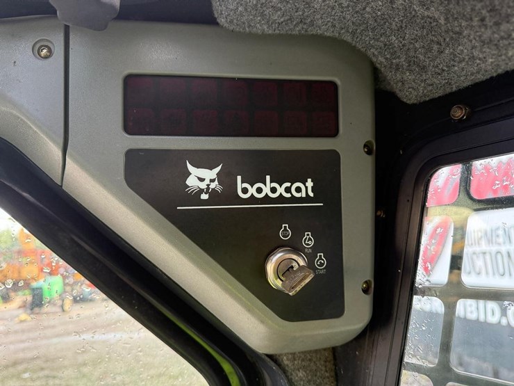 1999-bobcat-773-image-21