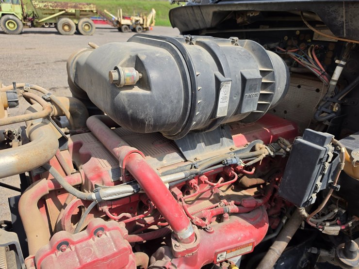 2013-kenworth-t800-image-23