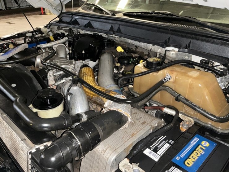 2011-ford-f350-image-11