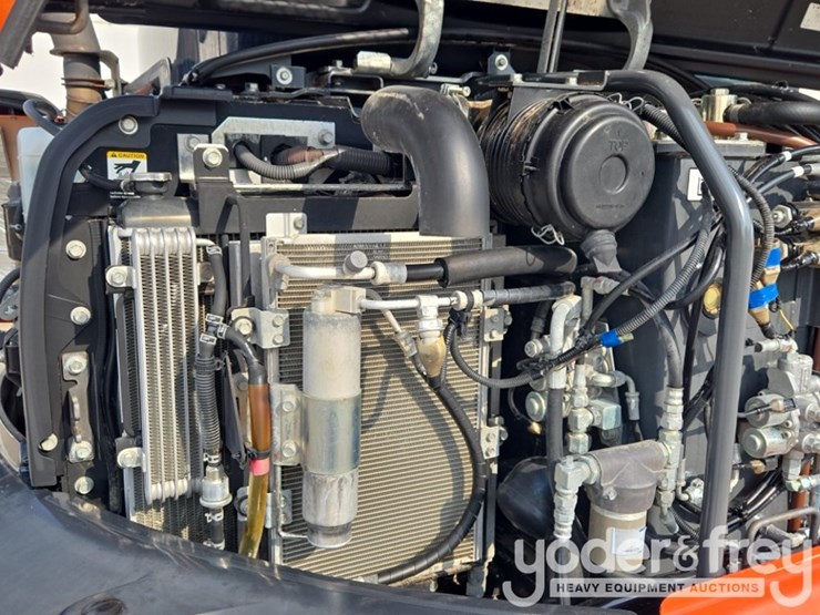 2022-kubota-kx040-4-image-34