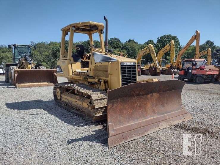 2003-caterpillar-d4g-xl-image-37