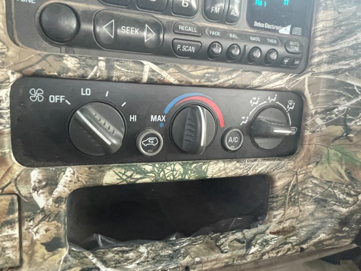 1996-chevrolet-3500-image-35