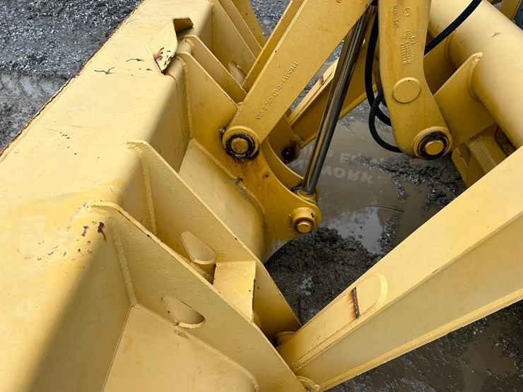 2006-deere-310sg-image-11