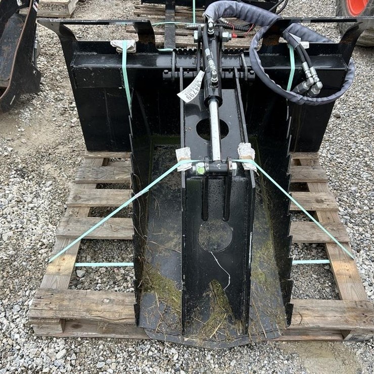 Ditching Grapple Skid Steer Bucket