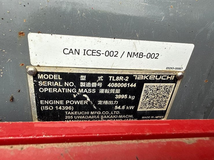 2021-takeuchi-tl8-image-27