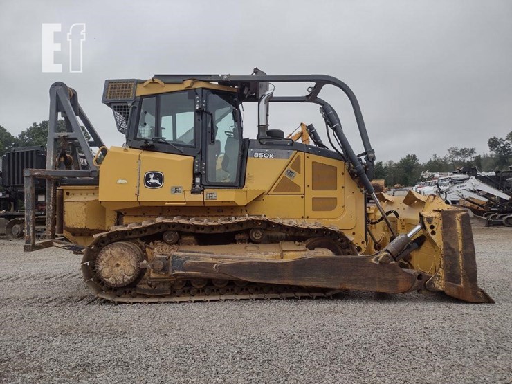 2016-deere-850k-image-3