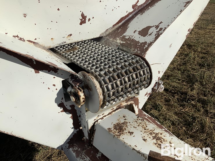 farmhand-t/a-fertilizer-spreader-image-9