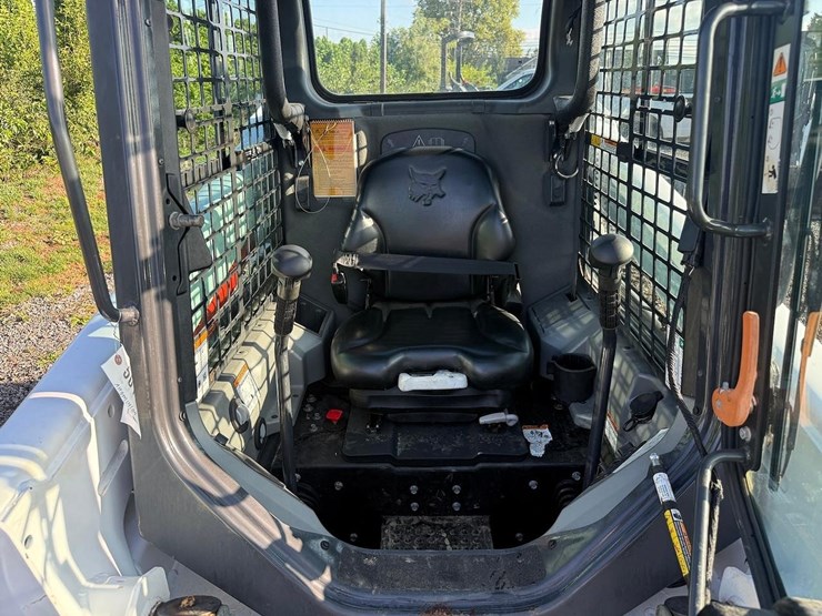 2018-bobcat-s550-image-16