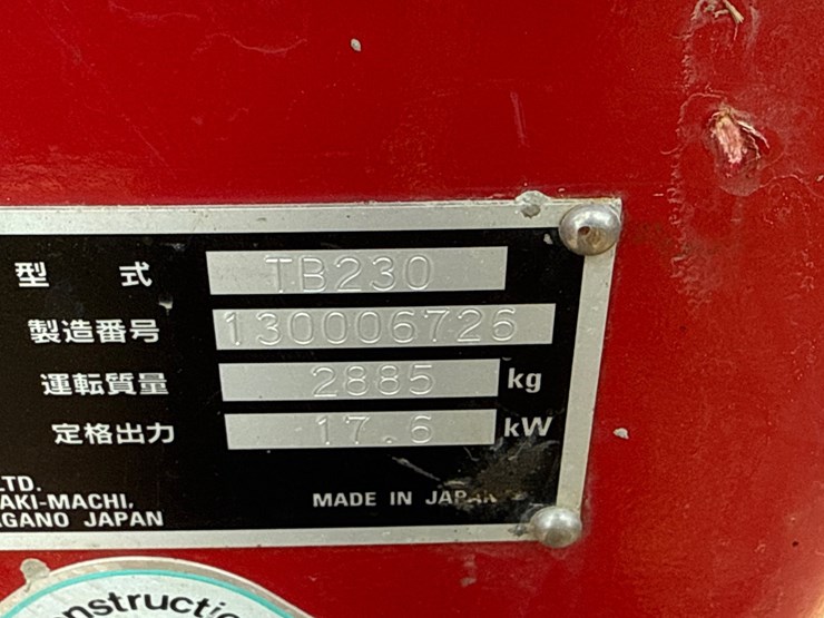 takeuchi-tb230-image-17