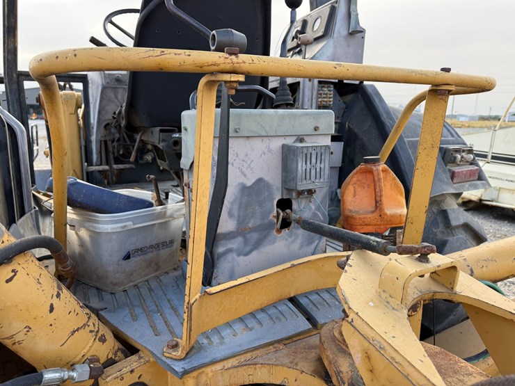 ford-555c-image-11