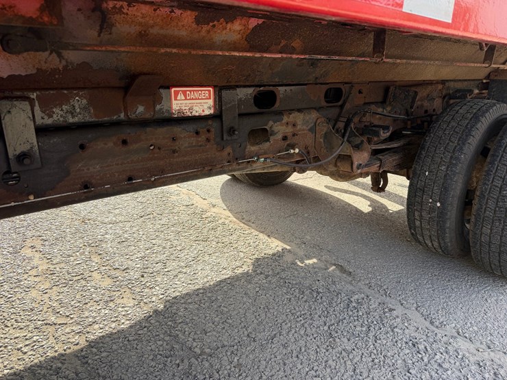 2006-ford-f350-xl-image-23