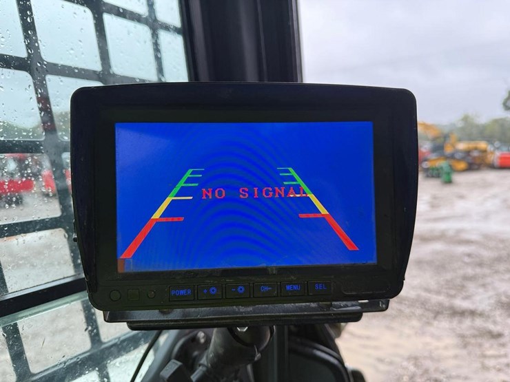 2012-takeuchi-tl250-image-30
