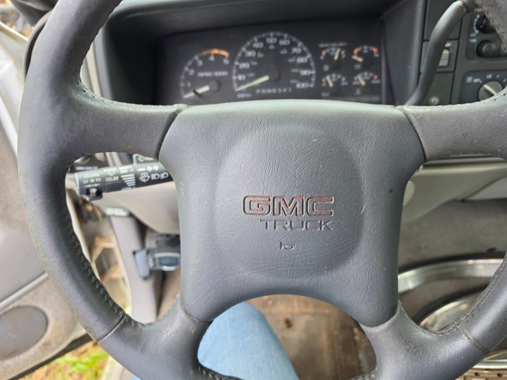 #25253-•-1995-gmc-sierra-pickup-truck-image-32