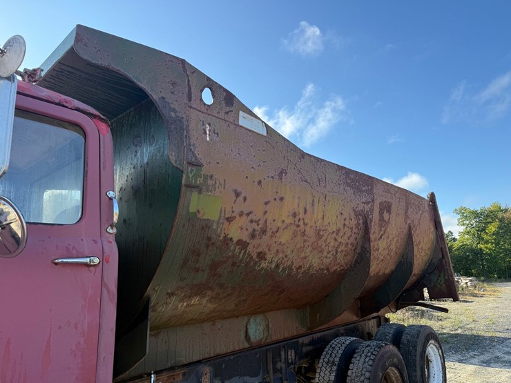 mack-dm685s-image-29