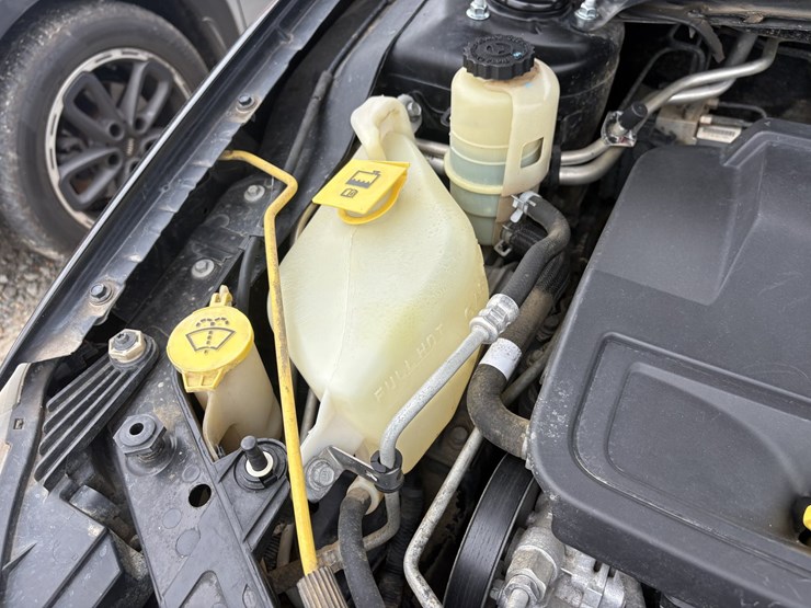2010-chevrolet-equinox-image-24