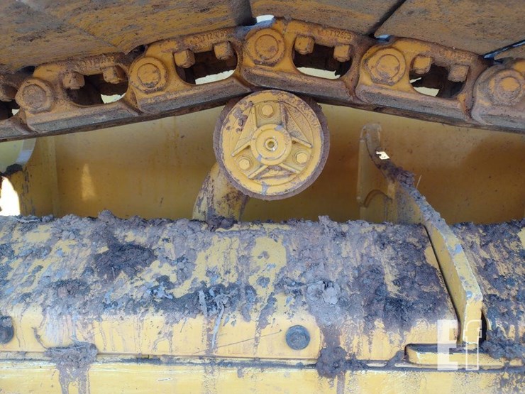 2023-deere-550k-lgp-image-19