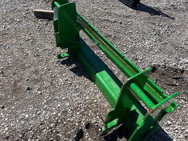 john-deere-240-image-3