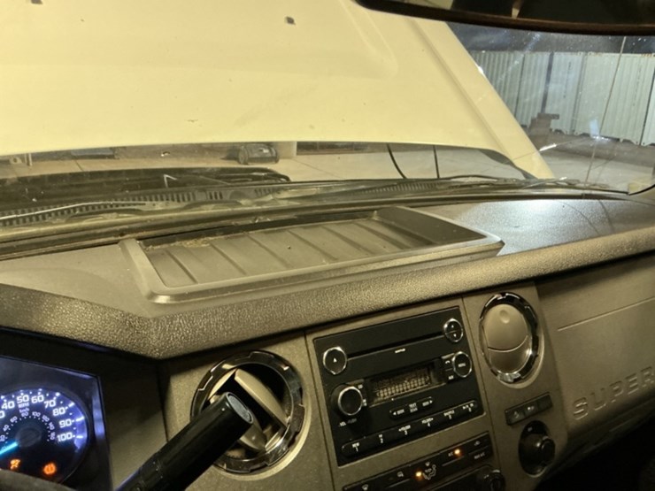 2011-ford-f350-image-18