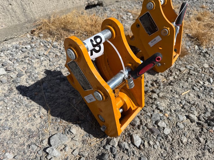 #92-•-giyi-gy-k302-excavator-hitch-inv#55111-image-1