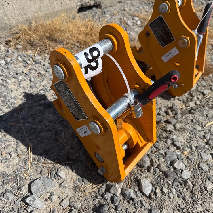 #92 • Giyi Gy-K302 Excavator Hitch INV#55111