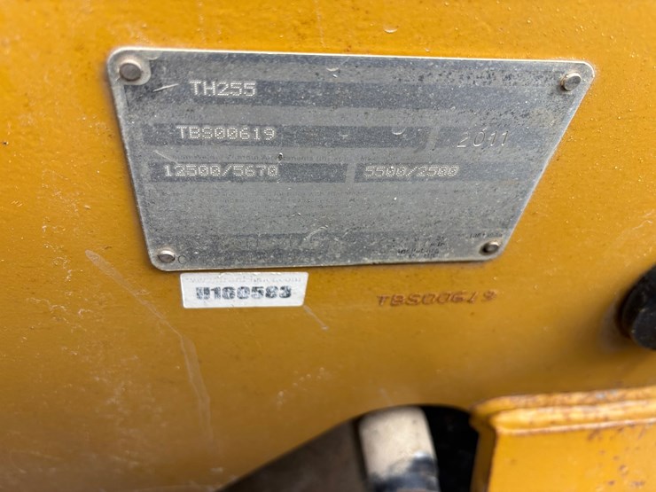 caterpillar-th255-image-30