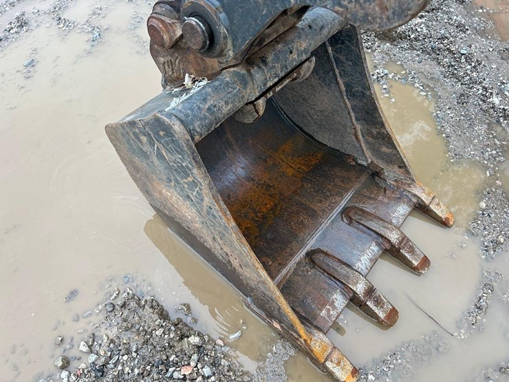 2017-bobcat-e50-image-10
