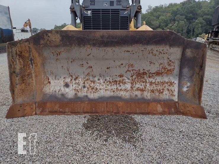 2016-deere-850k-image-27