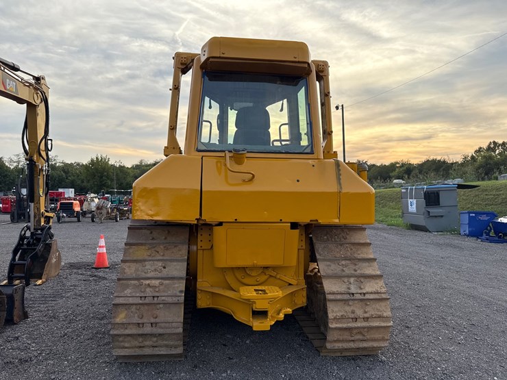 caterpillar-d6n-image-8