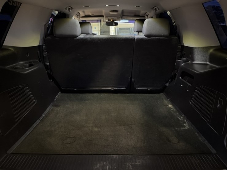 2016-chevrolet-tahoe-image-12